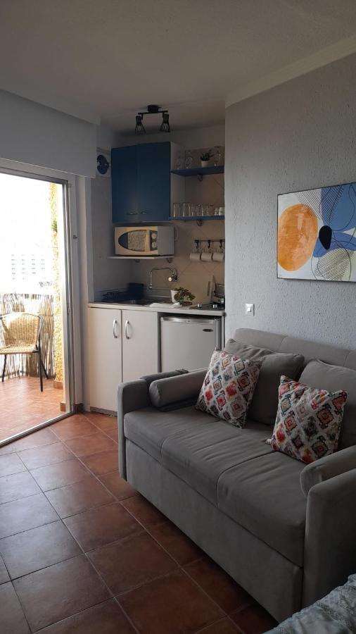 Apartamentos Benalmadena Toni Exterior photo